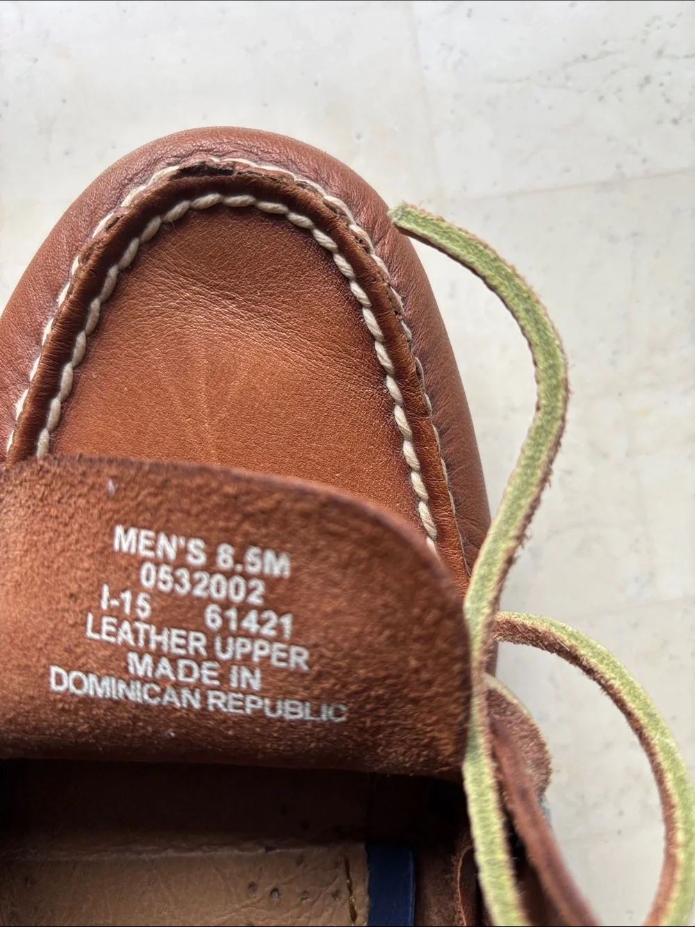 Sperry Men’s Brown Leather 2-Eye Boat Shoes with Green Laces 8.5M